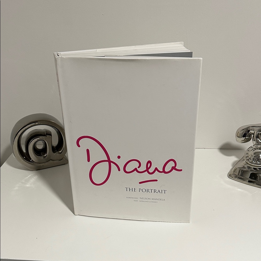 Diana : The  portrait Hardcover